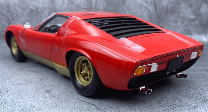 Kyosho Lamborghini Miura SV Red Golden Wheel 1:18 Car Pre-built Model view5