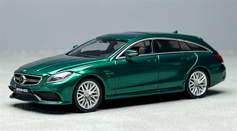 1:64 Mercedes-Benz AMG CLS 63 metallic green KING MODEL Shooting Brake Limited Edition 999PCS ONLY DIECAST Civil Car Model