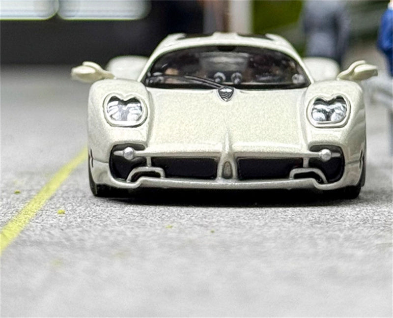BBR MODELS Pagani Utopia sports car grayish-white 1:64 Car Pre-built Model view6