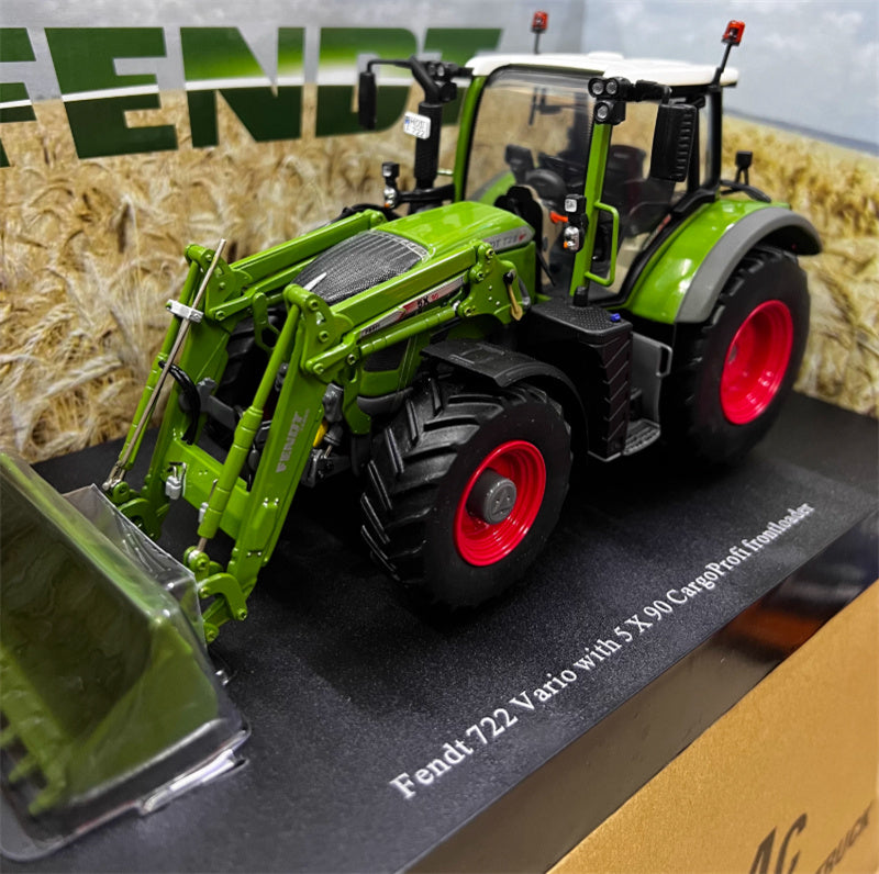 Universal Hobbies Fendt 722 Vario Agricultural Tractor With 5 X 90 CargoProfi Frontloader 1:32 Truck Pre-built Model