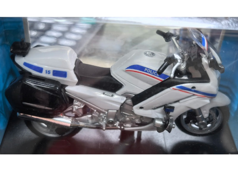 1:18 Yamaha FJR1300A  White  Maisto  Diecast Police Motorcycle Model