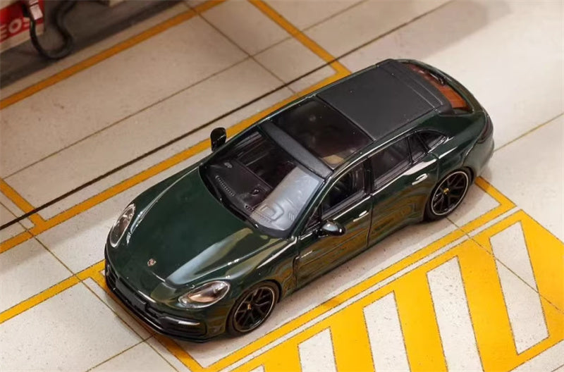 Ghost Player Porsche Panamera Hunting Travel Edition Oak Green Limited Edition 499PCS ONLY 1:64 car Pre-built Model view1
