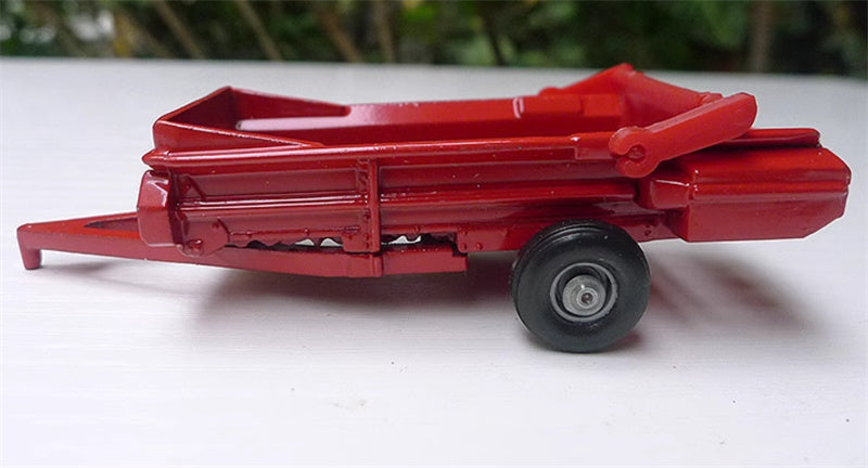 ERTL CASE IH Manure Spreader red 1:64 Truck Accessories Pre-built Model