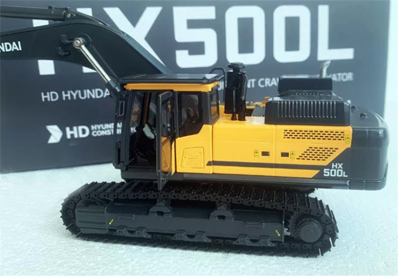 1:35   HX500L HYUNDAI Limited Collectors Edition Black yellow Diecast Model