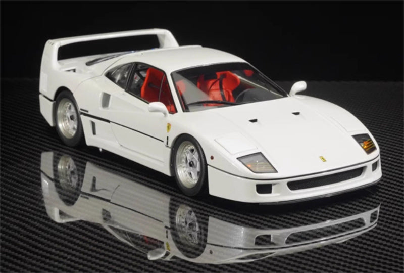 KYOSHO  Ferrari F40 LM Pearl White Limited Edition 1:18 Car Pre-a Model