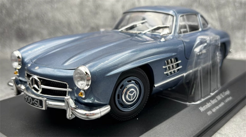 MINICHAMPS Mercedes Benz 300 SL Coupe 1955 Light blue Metallic 1:18 Car Pre-built Model view1