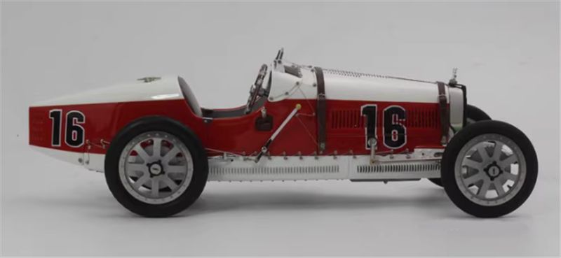 CMC Bugatti Type 35 #16 Red and white 1/18car Pre-a Model