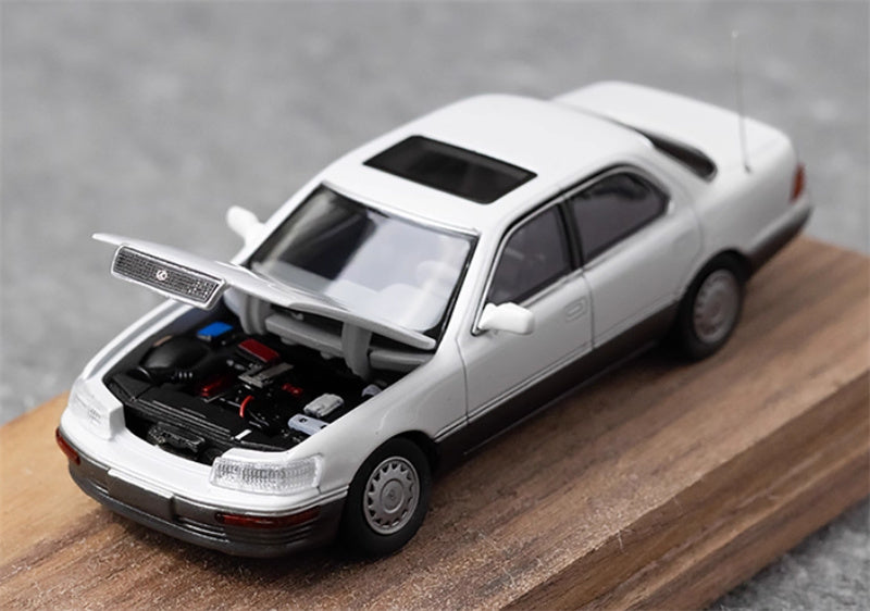 Fine works 64 Lexus LS400 White w/ gray skirt edge Ordinary wheels Limited Edition 500PCS ONLY 1:64 Car Pre-built Model view4