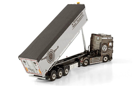 WSI DAF XF SSC MY2017 4X2 VOLUME TIPPER TRAILER - 3 AXLE M. VORNHAGEN 1:50 Truck Pre-built Model