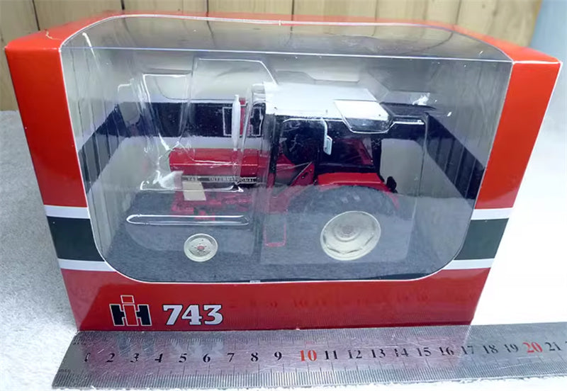 REPLICAGRI CASE IH International 743 2x4 Agricultural Tractor Red 1:32 Truck Pre-built Model