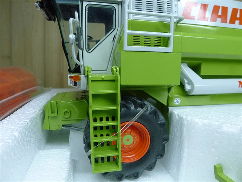 REPLICAGRI Claas Dominator 88 MAXI Agricultural harvester Green 1:32 Truck Pre-built Model