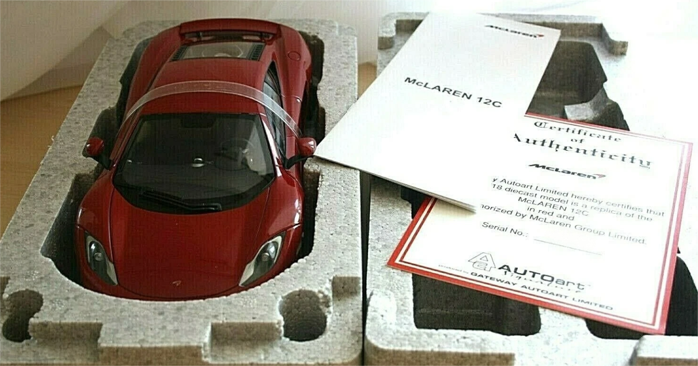 AUTOART McLaren MP4-12C Red 1:18 Car Pre-built Model view6