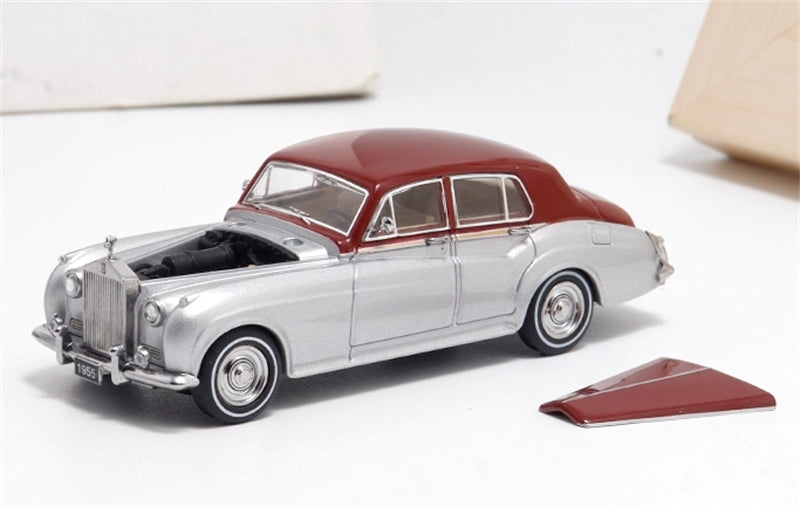 GFCC 1955 Rolls Royce Silver Cloud classic car Red Silver Double LHD 1:64 car Pre-built Model view5