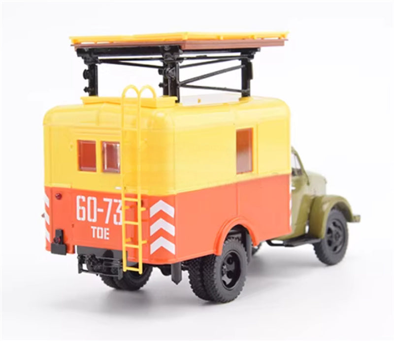 StartScaleModels Russian Gaz-51A telescopic high-altitude operation Maintenance Truck 1:43 Truck Pre-built Airliner Model Display view4