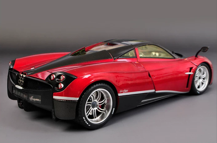 1:18 Pagani Huyara  Red  GTAUTOS  DIECAST car Model