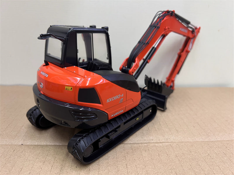 Universal Hobbies KUBOTA KX080-4 Crawler Excavator 1:24 Truck Pre-built Model