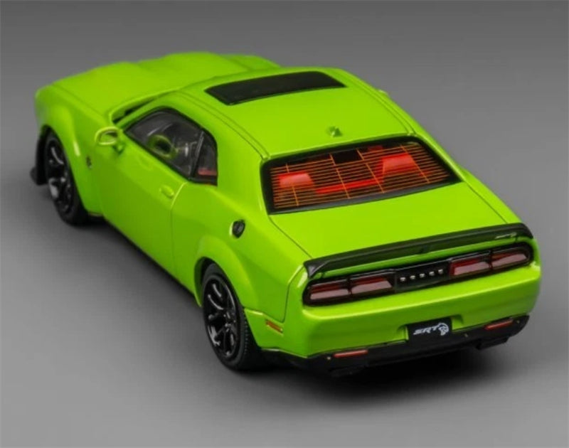 1:64 Dodge Challenger SRT Hellcat Limited Edition 699pcs ONLY  Green Stance Hunters DIECAST Model