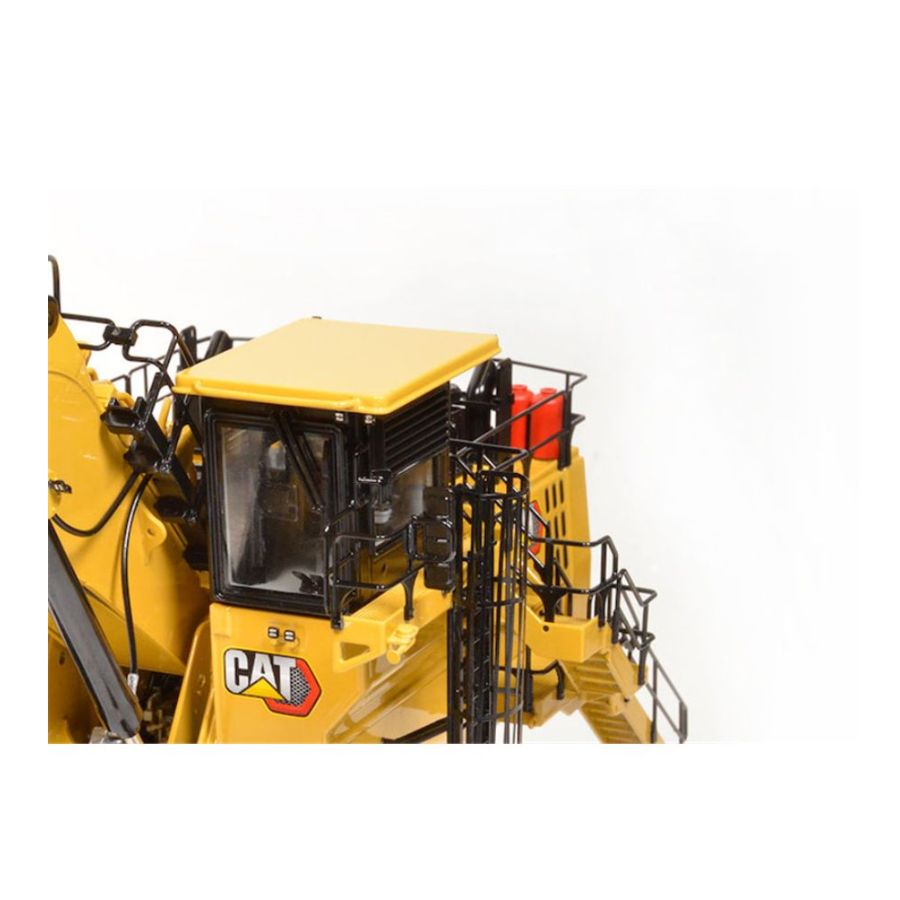 CCM  6030 Hydraulic Mining Shovel Excavator Backhoe 1/48 DIECAST  Truck Lorry Limited Edition