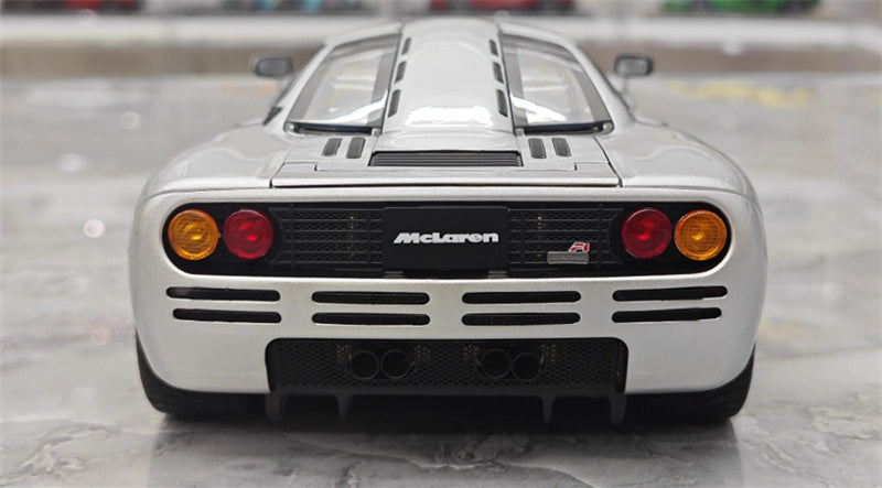 LCD-MODELS McLaren Racing XP5 Silver 1:18 car Pre-a Model