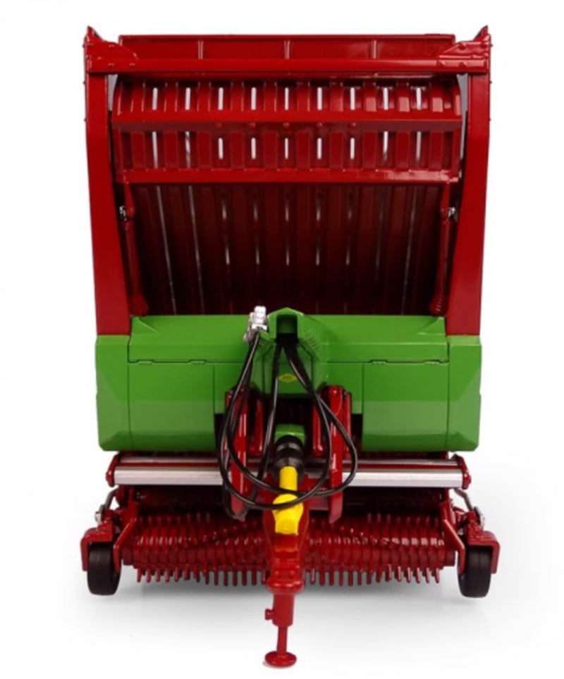 Universal Hobbies STRAUTMANN MAGNON 470 DO Grass hopper tractor 1:32 Truck Accessories Pre-built Model