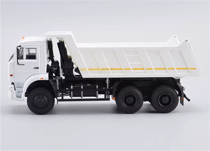 Modimio Russia 6X6 Kamaz-6522 heavy-duty dump truck 1:43 Truck Pre-built Airliner Model Display view3