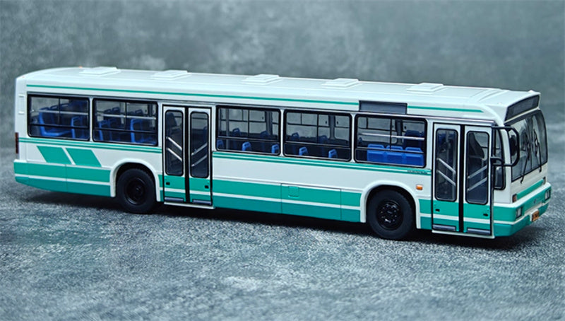 AUTO-GLIMPSE Huanghai DD6121HS City Bus Non air-conditioned version Green 1:64 Bus Pre-built Model view3