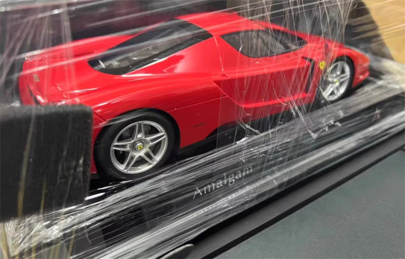 1:18 Ferrari Enzo red Amalgam Resin Car Model view11
