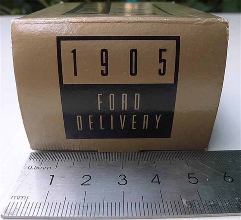 ERTL d Delivery 1905 Chrome Blue Commemorative Edition 1:43 Car Pre-built Model