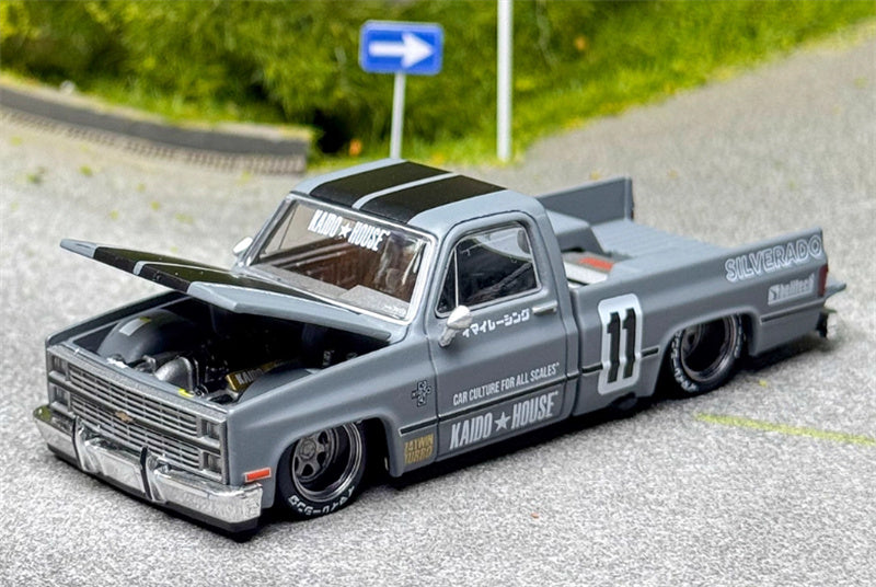 KaidoHouse x MiniGT Chevrolet Silverado Kaido V2 grey color box packaging 1:64 Car Pre-built Model view4