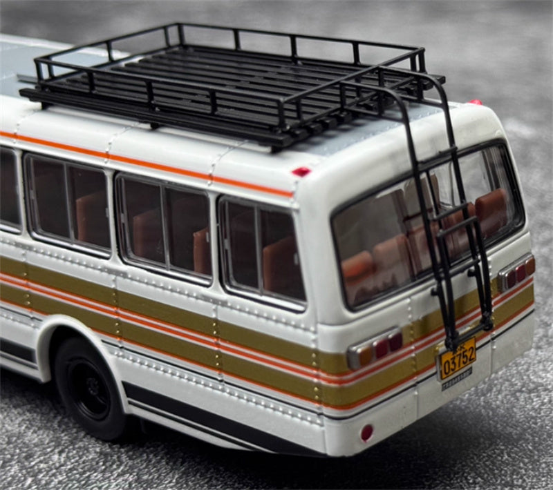 AUTO-GLIMPSE Yaxing JT663 long-distance With luggage rack bus orange 1:64 Bus Pre-built Model view3