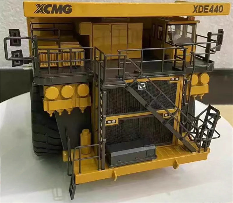 XCMG XDE440 DOUBLE BRIDGE RIGID MINING TRUCK 1:47 Truck Pre-built Model