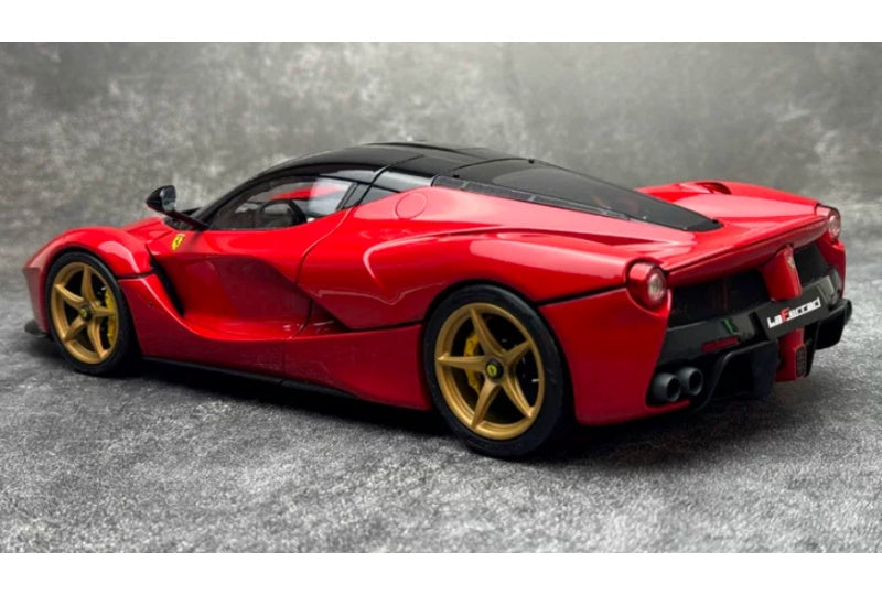 1:18 Ferrari LaFerrari  Standard Red Black Top - Gold Wheel BBR MODELS  DIECAST Model