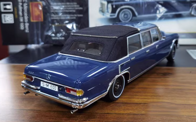 CMC Mercedes Benz 600 Pullman （W 100） blue 1:18car Pre-a Model