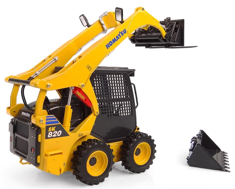 Universal Hobbies Komatsu SK820-8 Wheel loader Yellow Limited Edition 877pcs ONLY 1:25 Truck Pre-built Model