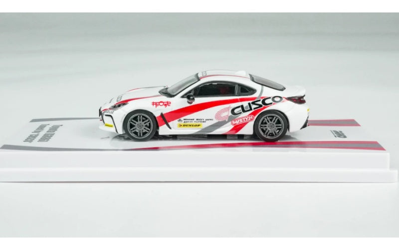 1:64 Toyota GR86 White INNO64 Double door version DIECAST Car Model