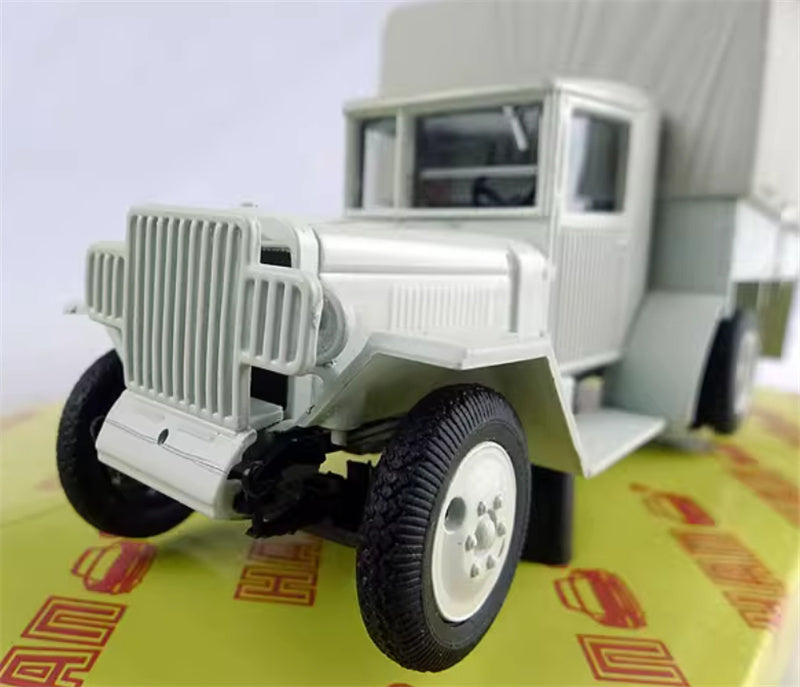 HAW 3NC-42M 5Bmer Soviet Union Russian military truck Off white 1:43 Tank Pre-built Model