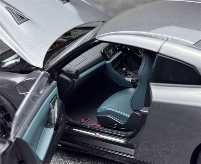MOTORHELIX Nissan GT-R R35 T-Spec grey fully open 1:18 Car Pre-built Model view4