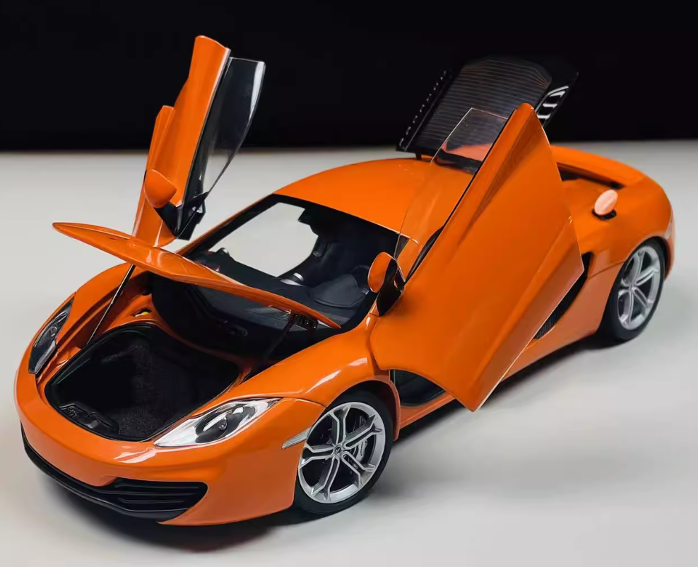 AUTOART McLaren MP4-12c Orange 1:18 Car Pre-built Model view8