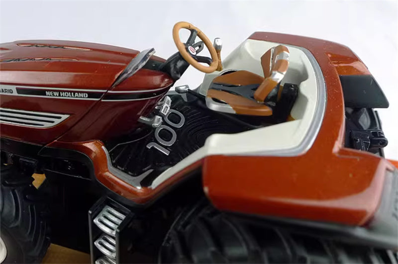 Universal Hobbies FIAT Centenario Concept New Holland Autonomous Agricultural Tractor Red 1:32 Truck Pre-built Model
