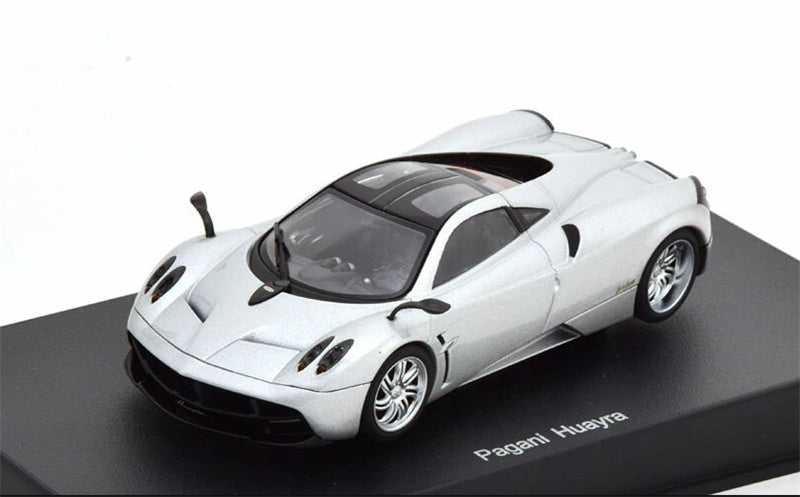 AUTOART Pagani Huayra 2011 sports car silver 1:43 Car Pre-built Model view1