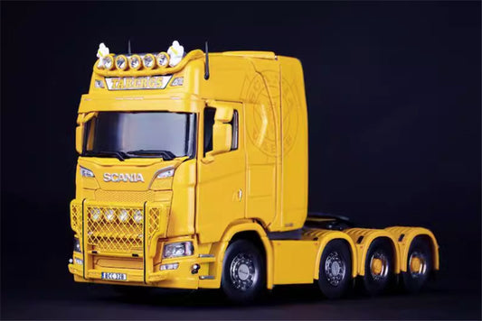 IMC SCANIA S Series HIGH ROOF 8x4 Tabergs Open Door 1:50 Truck Pre-built Model