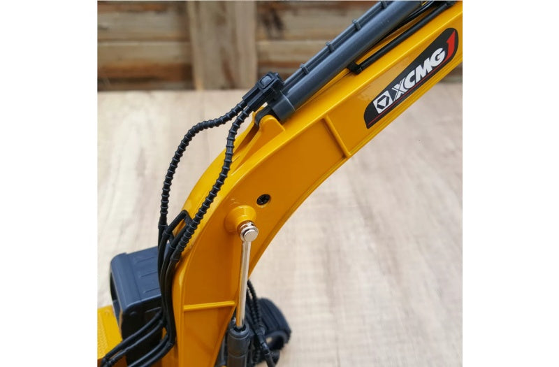 XCMG XE270GK Excavator Yellow 1:40 Truck Pre-built Airliner Model Display view9