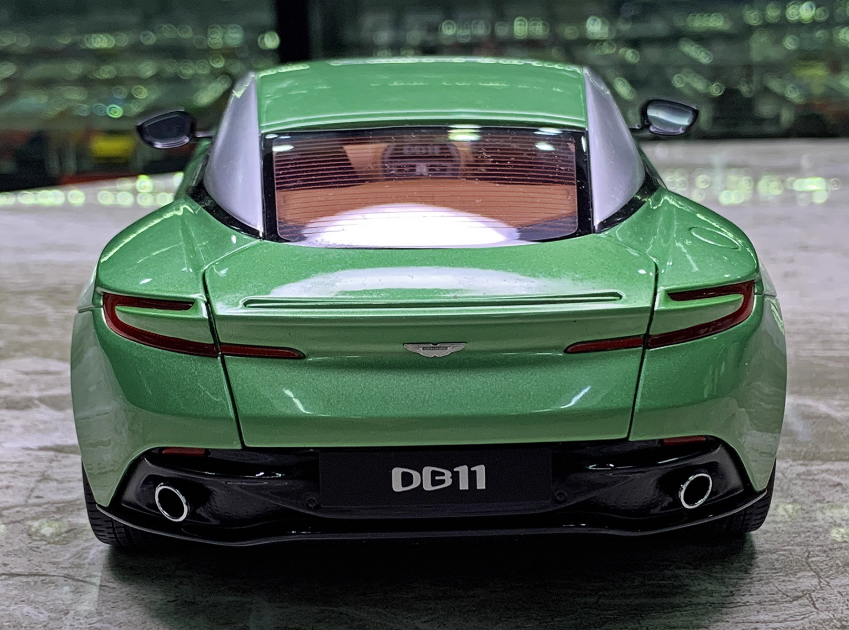 AUTOART Aston Martin DB11 Green 1:18 Car Pre-built Model view10