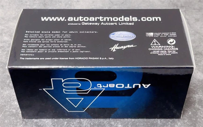 AUTOART Pagani Huayra 2011 sports car silver 1:43 Car Pre-built Model view5