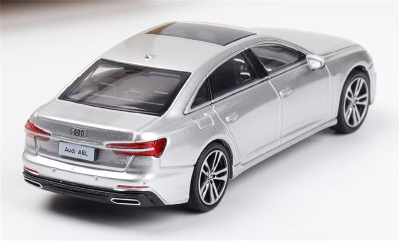 VAV AUDI A6L Silver Sedan 1:64 Car Pre-built Model
