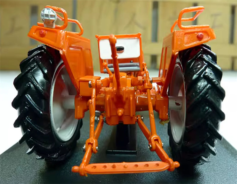 Universal Hobbies Renault Master II 1964 Classical Agricultural Tractor Orange red 1:43 Truck Pre-built Model