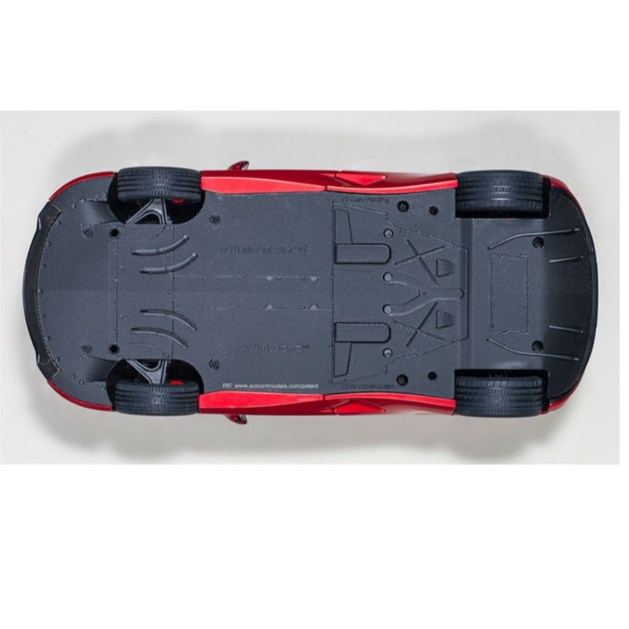 AUTOART McLaren 720S Red 1:18 DIECAST Truck Lorry