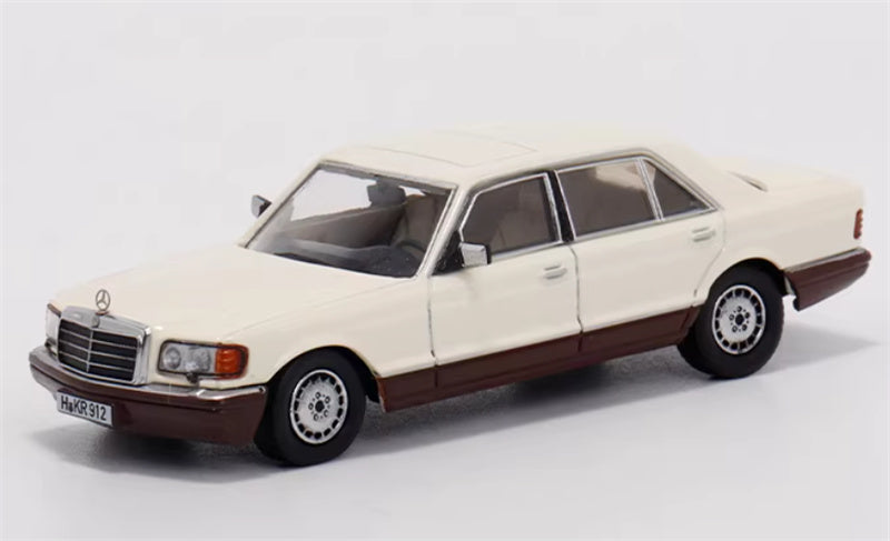 Master Mercedes Benz 560SEL W126 Metallic beige regular version 1:64 Car Pre-built Airliner Model Display view3