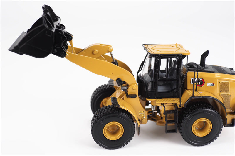 CATERPILLAR 950 Wheel Loader Yellow 1:50 Truck Pre-built Model
