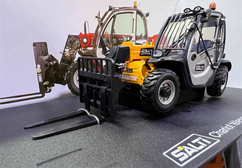 Universal Hobbies Manitou SALTI Chariot Telescopique MT 625 Ginger 1:32 Truck Pre-built Model